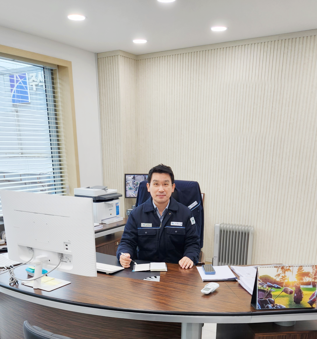 (주)제니스오토텍 대표이사 윤재육